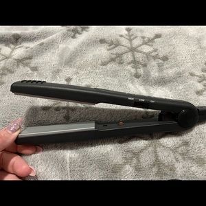 Revlon Flat Iron